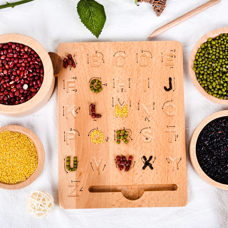 Montessori Schreibtafel für das Alphabet
