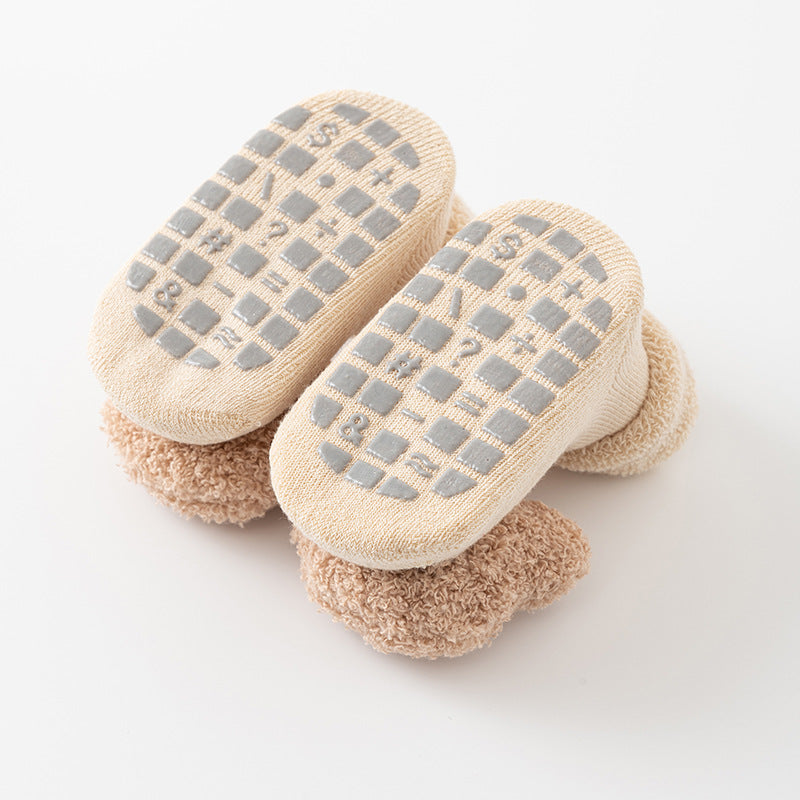 Winterbabysocken mit Plüschtier – Warm, Rutschfest und Bequem!